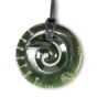 Koru jade vert pounamu Maori pendentif renaissance force tranquille et spirituelle