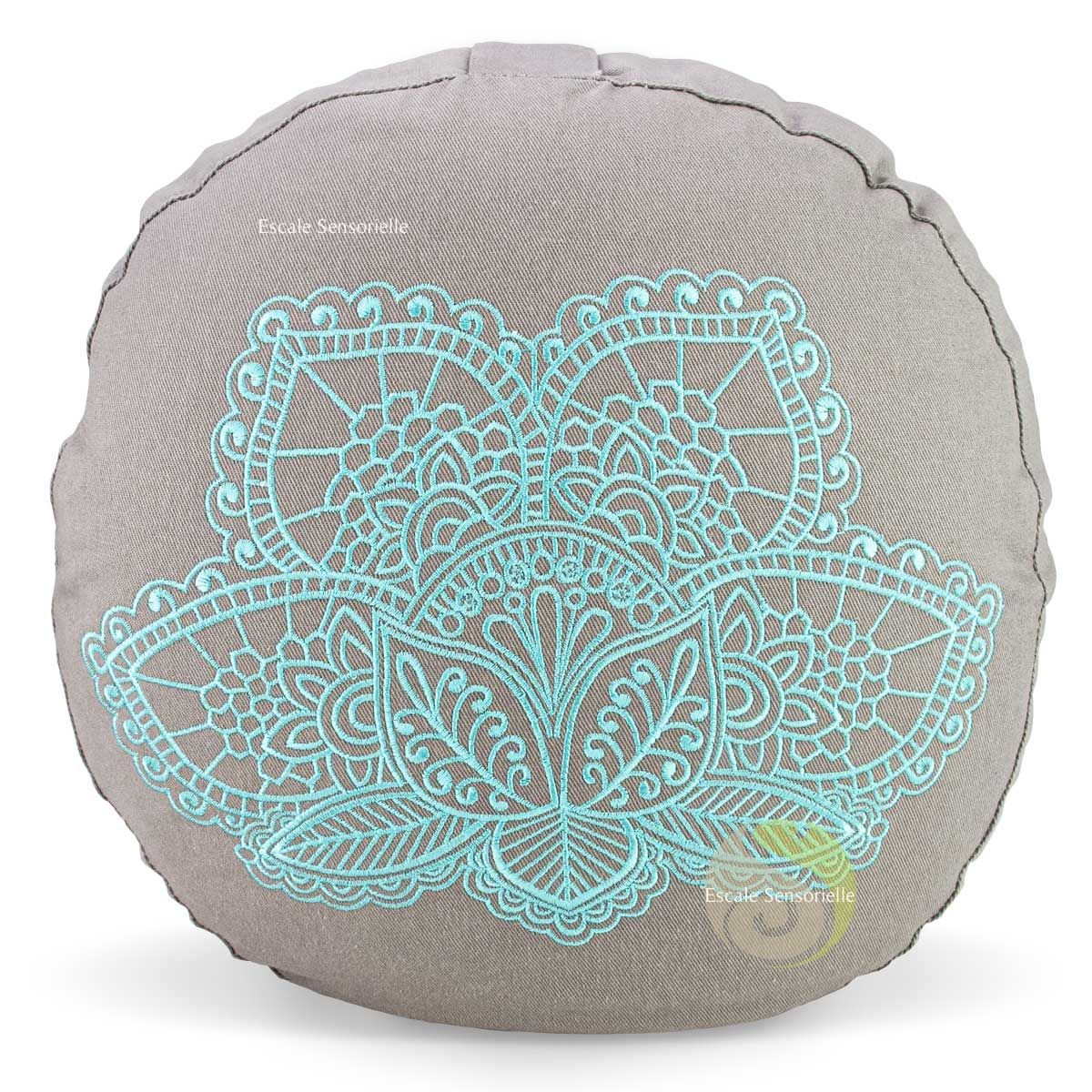 Coussin fleur de lotus brodée turquoise déhoussable coton bio